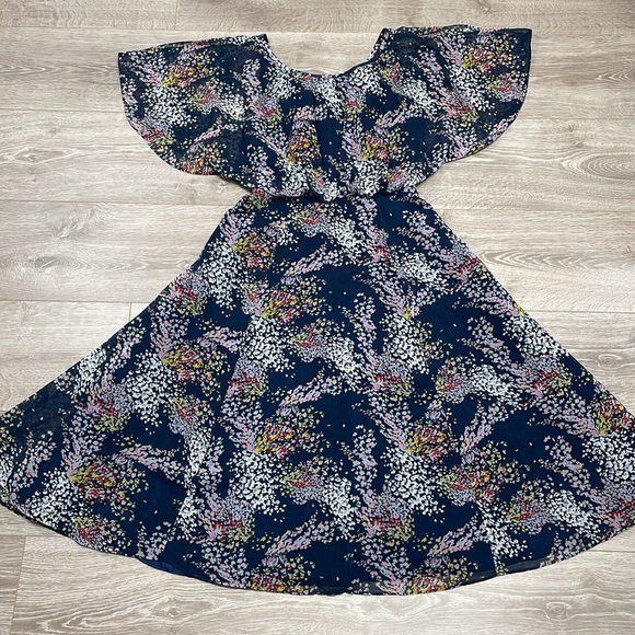 Modcloth Fiore Your Entertainment Midi Navy Floral Chiffon Dress with Pockets XS - Picture 9 of 16
